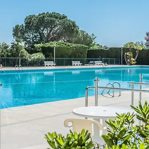 Cannes Marina - Aparthotel Mandelieu